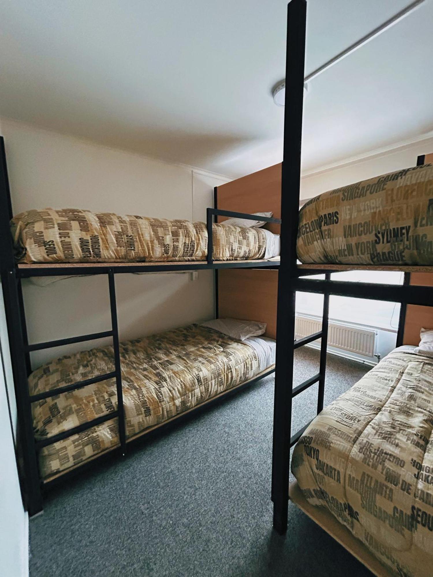 Aldea Del Sur Hostel By Indomito Sur Punta Arenas Bagian luar foto